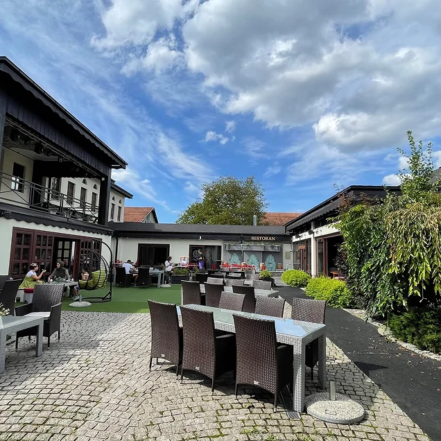 Garden of a restaurant